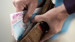 Emekliye 8 Bin TL Seyyanen Müjdesi: Bayramın Son Gününde Kritik İmzalar Atıldı! - Fiader